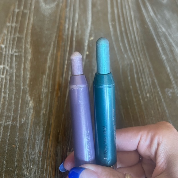 3/$50 💫 Clinique Chubby Stick Shadow Tint For Eyes - Picture 2 of 3